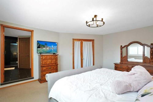22 Denovan Crescent, Red Deer, AB - Indoor Photo Showing Bedroom