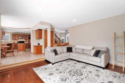 22 Denovan Crescent, Red Deer, AB - Indoor Photo Showing Living Room