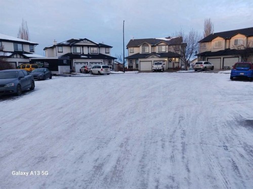 72 Arthur Close, Red Deer, AB - Outdoor