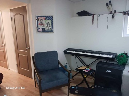 72 Arthur Close, Red Deer, AB - Indoor