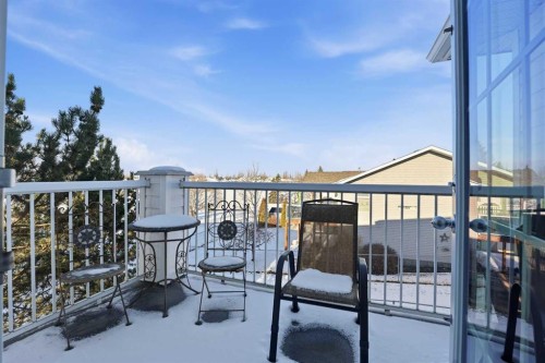 24D-32 Daines Avenue, Red Deer, AB - Outdoor