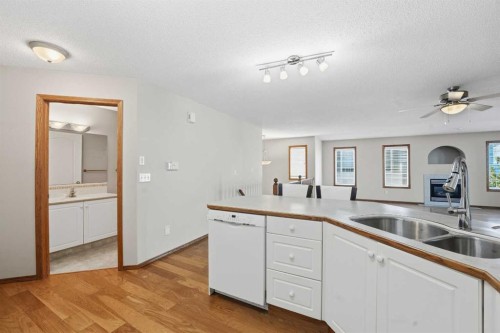 24D-32 Daines Avenue, Red Deer, AB - Indoor Photo Showing Kitchen With Double Sink