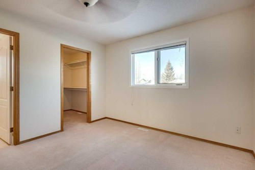 16 Lawrence Crescent, Red Deer, AB - Indoor Photo Showing Other Room
