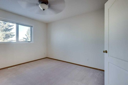 16 Lawrence Crescent, Red Deer, AB - Indoor Photo Showing Other Room