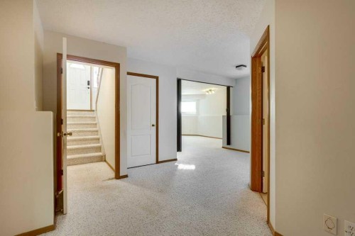 16 Lawrence Crescent, Red Deer, AB - Indoor Photo Showing Other Room