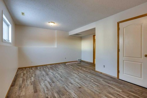16 Lawrence Crescent, Red Deer, AB - Indoor Photo Showing Other Room