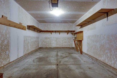 16 Lawrence Crescent, Red Deer, AB - Indoor