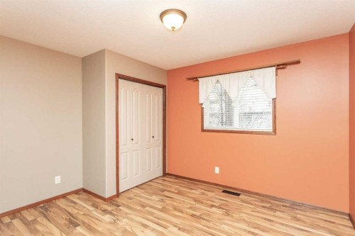 12 Irving Crescent, Red Deer, AB - Indoor Photo Showing Other Room