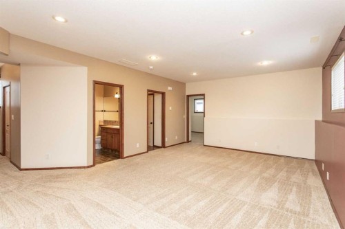 12 Irving Crescent, Red Deer, AB - Indoor Photo Showing Other Room