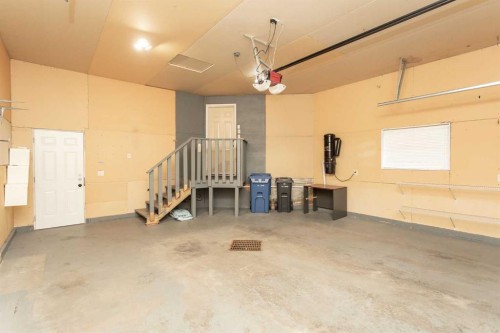 12 Irving Crescent, Red Deer, AB - Indoor Photo Showing Garage