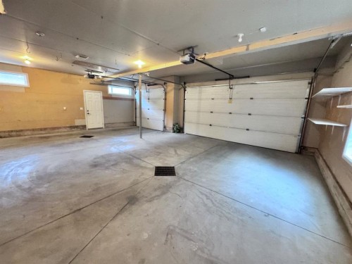 116 Allwright Close, Red Deer, AB - Indoor Photo Showing Garage