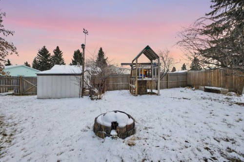 6121 Hamilton Drive, Red Deer, AB - Outdoor