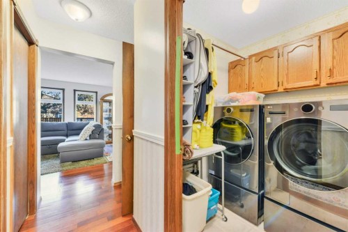 68 Roland Street, Red Deer, AB - Indoor Photo Showing Laundry Room