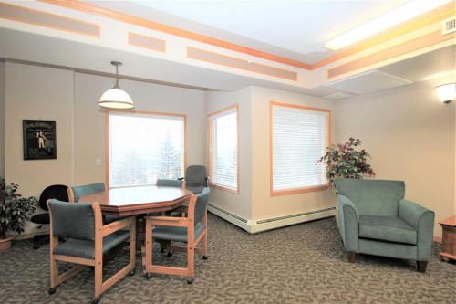 203-4512 52 Avenue, Red Deer, AB - Indoor
