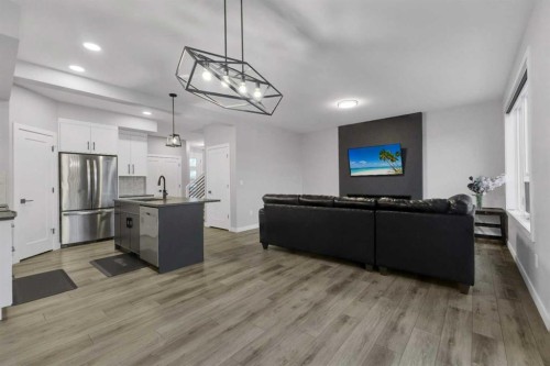 119 Crestview Boulevard, Sylvan Lake, AB - Indoor