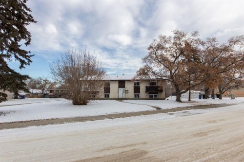 5817 53 Avenue, Red Deer, AB - Outdoor