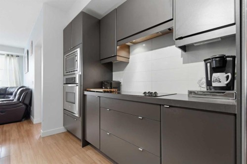 5314-2660 22 Street, Red Deer, AB - Indoor Photo Showing Kitchen