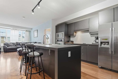 5314-2660 22 Street, Red Deer, AB - Indoor Photo Showing Kitchen With Upgraded Kitchen