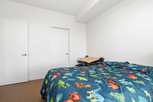 5314-2660 22 Street, Red Deer, AB - Indoor Photo Showing Bedroom
