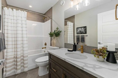 135 Huxland Road Ne, Calgary, AB - Indoor Photo Showing Bathroom