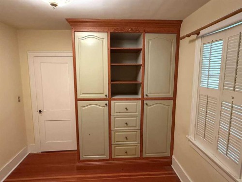 133 10 Avenue Ne, Calgary, AB - Indoor Photo Showing Other Room