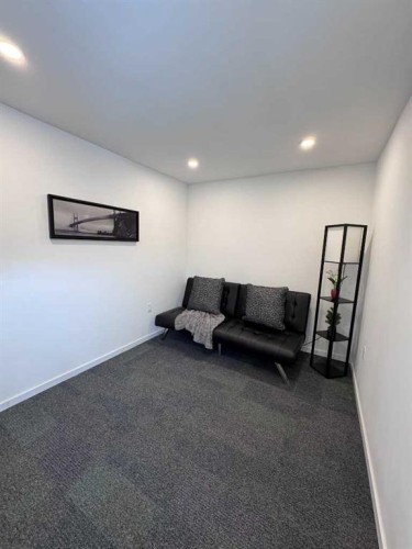 6834 59 Avenue #712, Red Deer, AB 