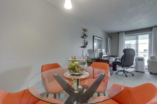 13-7 Stanton Street, Red Deer, AB - Indoor Photo Showing Dining Room