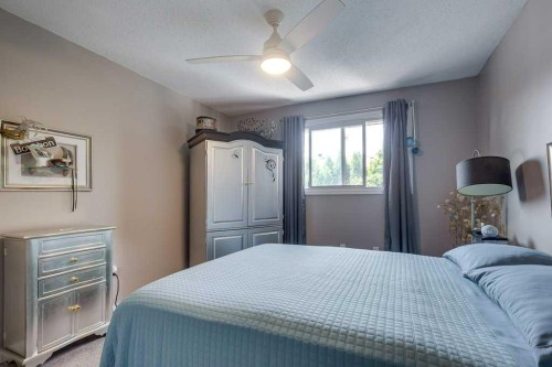 13-7 Stanton Street, Red Deer, AB - Indoor Photo Showing Bedroom
