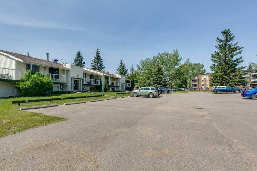13-7 Stanton Street, Red Deer, AB - Outdoor
