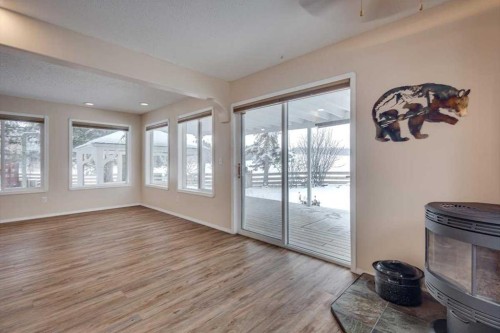 33542 Range Road 50, Rural Mountain View County, AB - Indoor Photo Showing Other Room