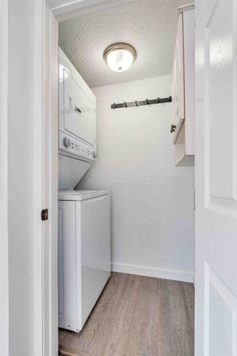 205 Trochu Avenue, Trochu, AB - Indoor Photo Showing Laundry Room