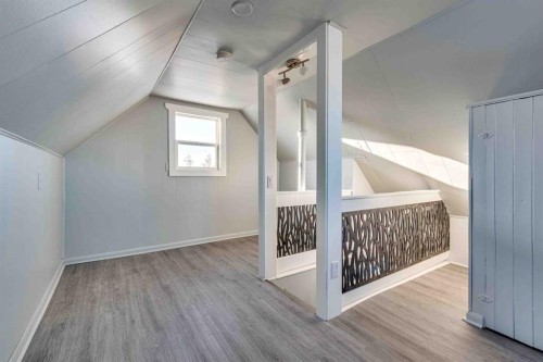 205 Trochu Avenue, Trochu, AB - Indoor Photo Showing Other Room