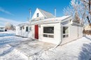 205 Trochu Avenue, Trochu, AB  - Outdoor 