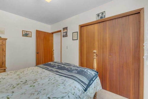 425016 Range Road 250, Rural Ponoka County, AB 