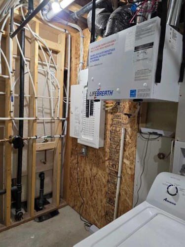 505 Peever, Acme, AB - Indoor