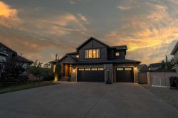 26 Van Horn Close  Red Deer, AB T4R 0N3