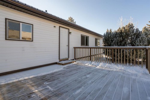 11 1St Avenue North, Hay Lakes, AB - Outdoor With Exterior