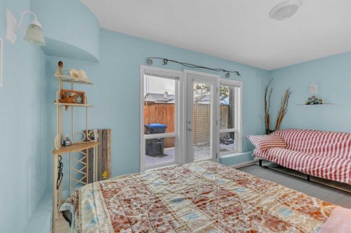 5003 36 Street, Sylvan Lake, AB - Indoor Photo Showing Bedroom