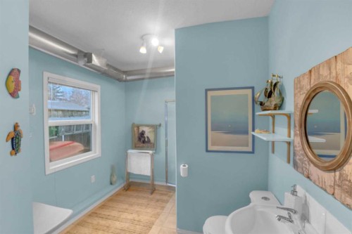 5003 36 Street, Sylvan Lake, AB - Indoor Photo Showing Other Room