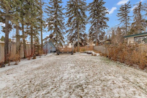 5003 36 Street, Sylvan Lake, AB - Outdoor