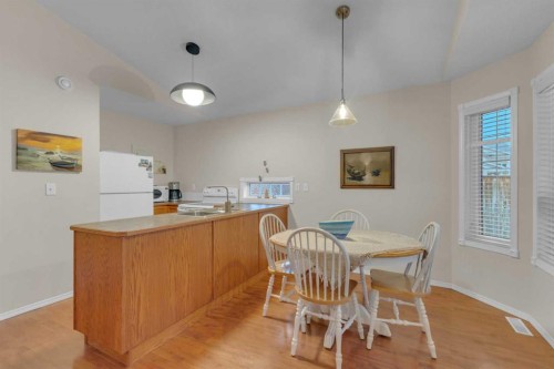 5003 36 Street, Sylvan Lake, AB - Indoor Photo Showing Dining Room