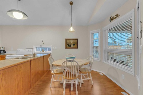 5003 36 Street, Sylvan Lake, AB - Indoor Photo Showing Dining Room