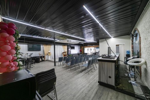 4710 52 Avenue, Camrose, AB 