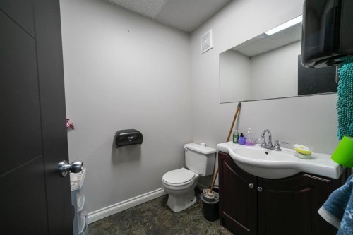 4710 52 Avenue, Camrose, AB 