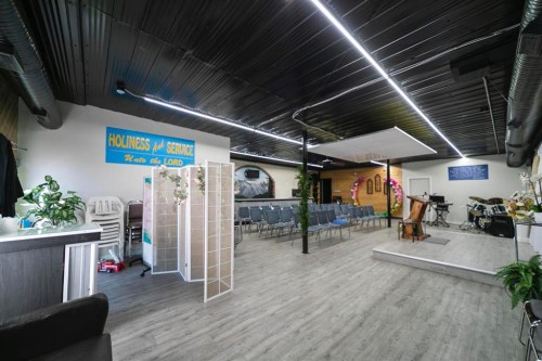 4710 52 Avenue, Camrose, AB 