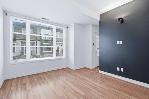 5132-2660 22 Street, Red Deer, AB - Indoor Photo Showing Other Room