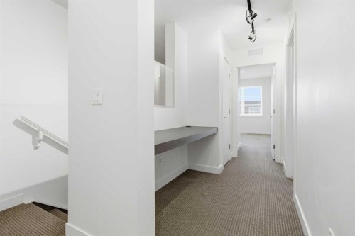 5132-2660 22 Street, Red Deer, AB - Indoor