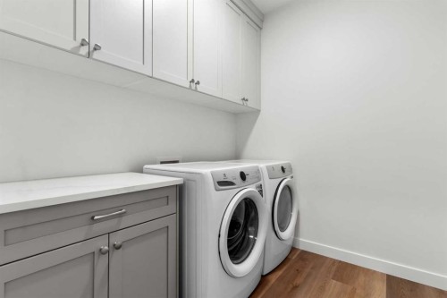 4930 Beardsley Avenue, Lacombe, AB - Indoor Photo Showing Laundry Room
