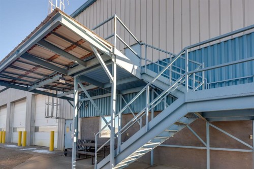 6702 & 6706 44 Avenue, Ponoka, AB 