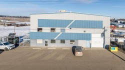 6702 & 6706 44 Avenue  Ponoka, AB T4J 1J8